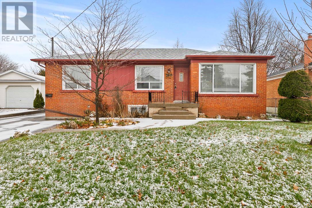 Lower - 249 Southview Road, Oakville, ON - Outdoor