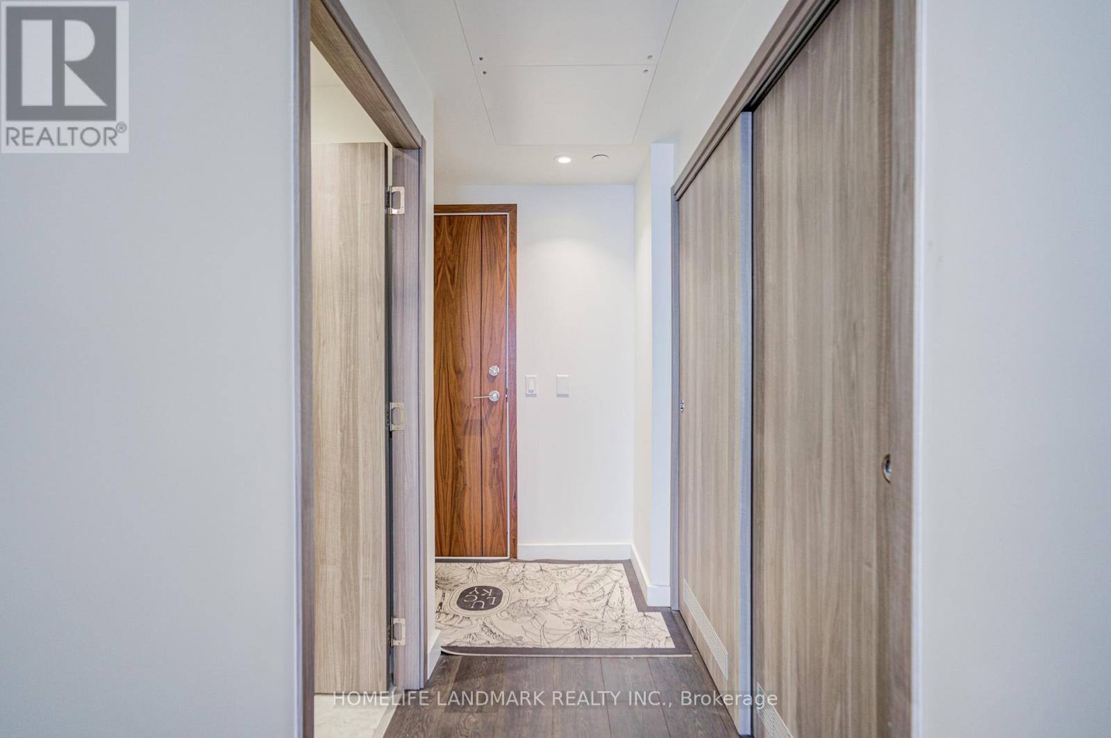 2303 - 85 Mcmahon Drive, Toronto, ON - Indoor Photo Showing Other Room