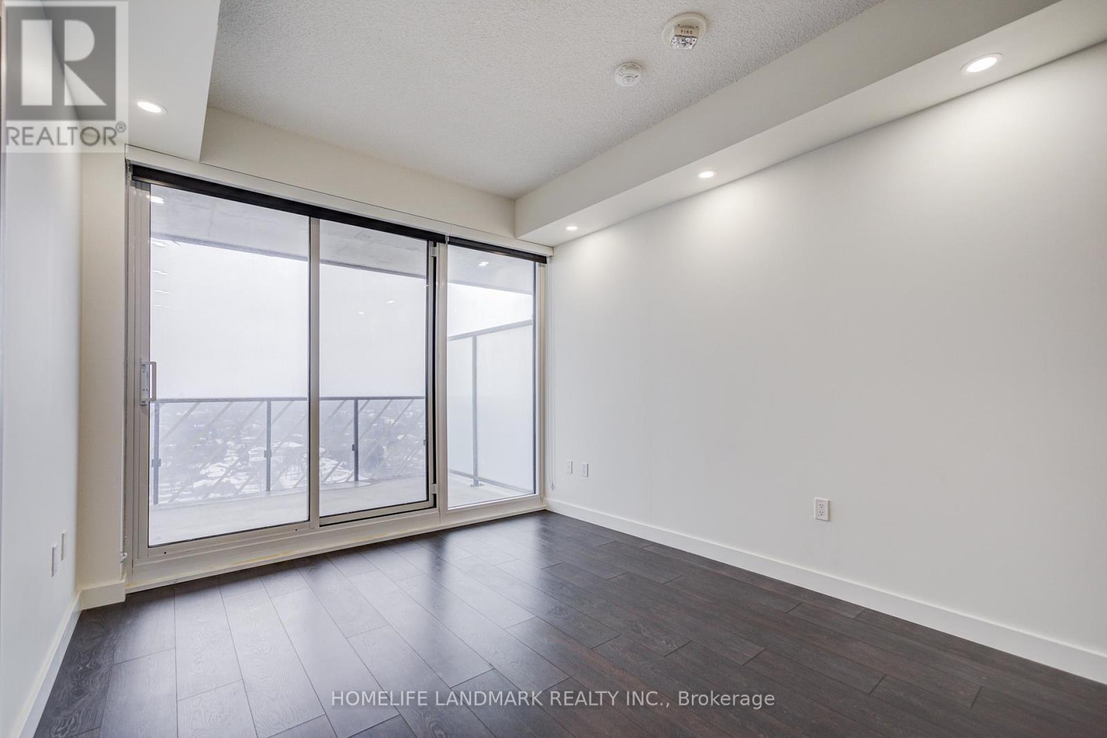 2303 - 85 Mcmahon Drive, Toronto, ON - Indoor Photo Showing Other Room