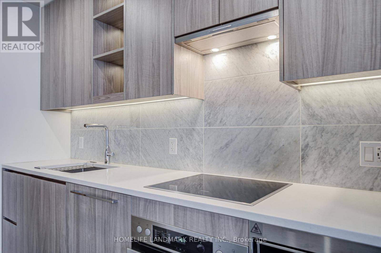 2303 - 85 Mcmahon Drive, Toronto, ON - Indoor Photo Showing Kitchen With Upgraded Kitchen