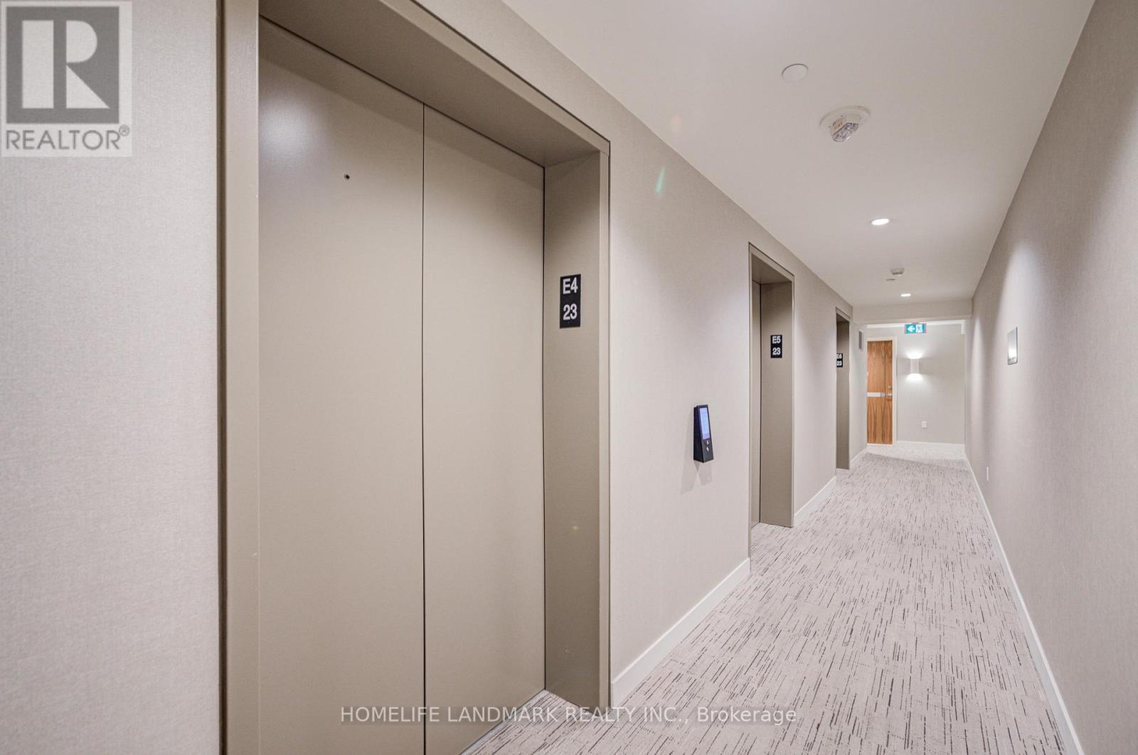 2303 - 85 Mcmahon Drive, Toronto, ON - Indoor Photo Showing Other Room