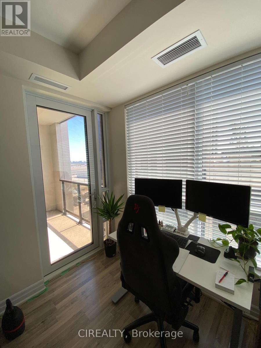 707 - 9085 Jane Street, Vaughan, ON - Indoor Photo Showing Dining Room