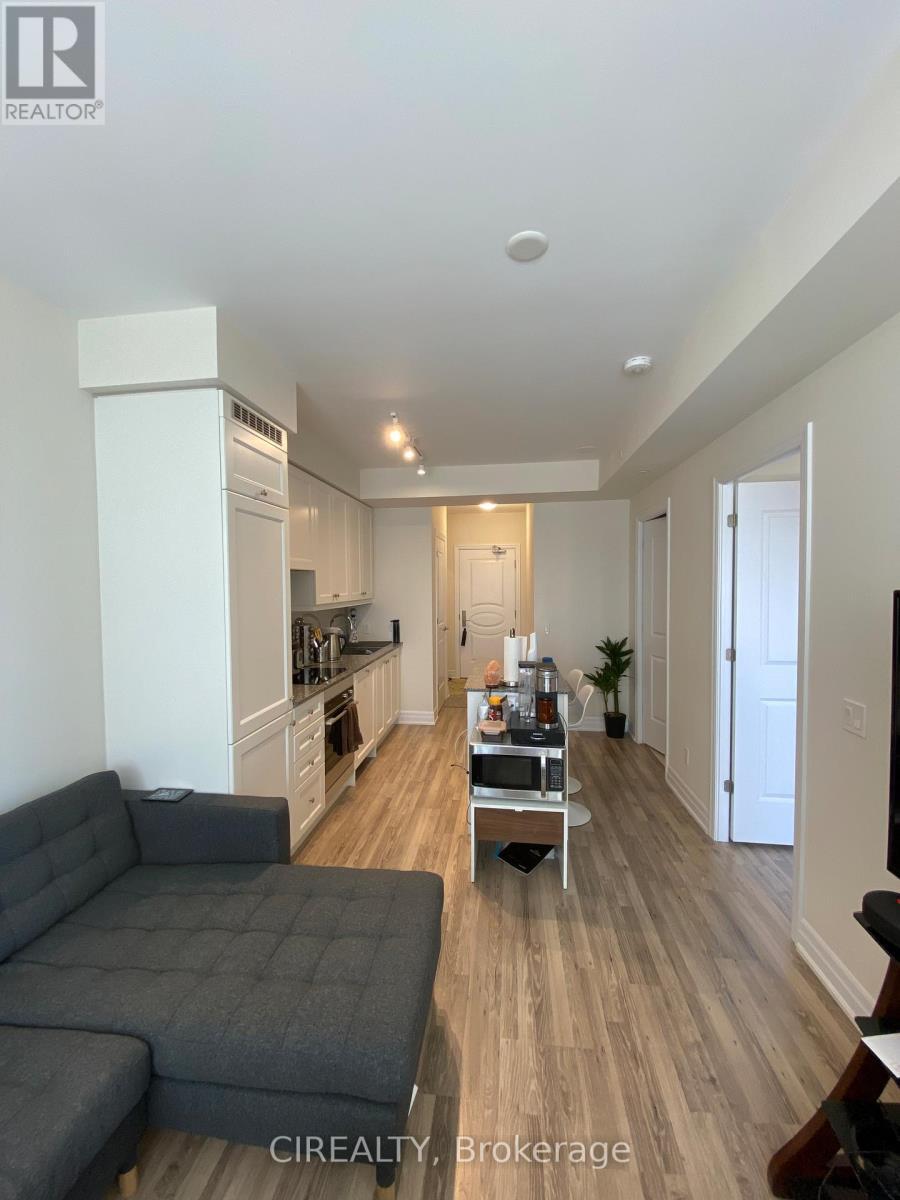 707 - 9085 Jane Street, Vaughan, ON - Indoor Photo Showing Other Room