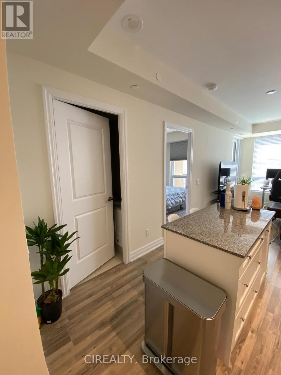 707 - 9085 Jane Street, Vaughan, ON - Indoor Photo Showing Other Room