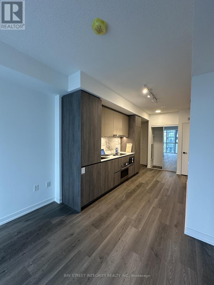 4301 - 8 Interchange Way W, Vaughan, ON - Indoor Photo Showing Other Room