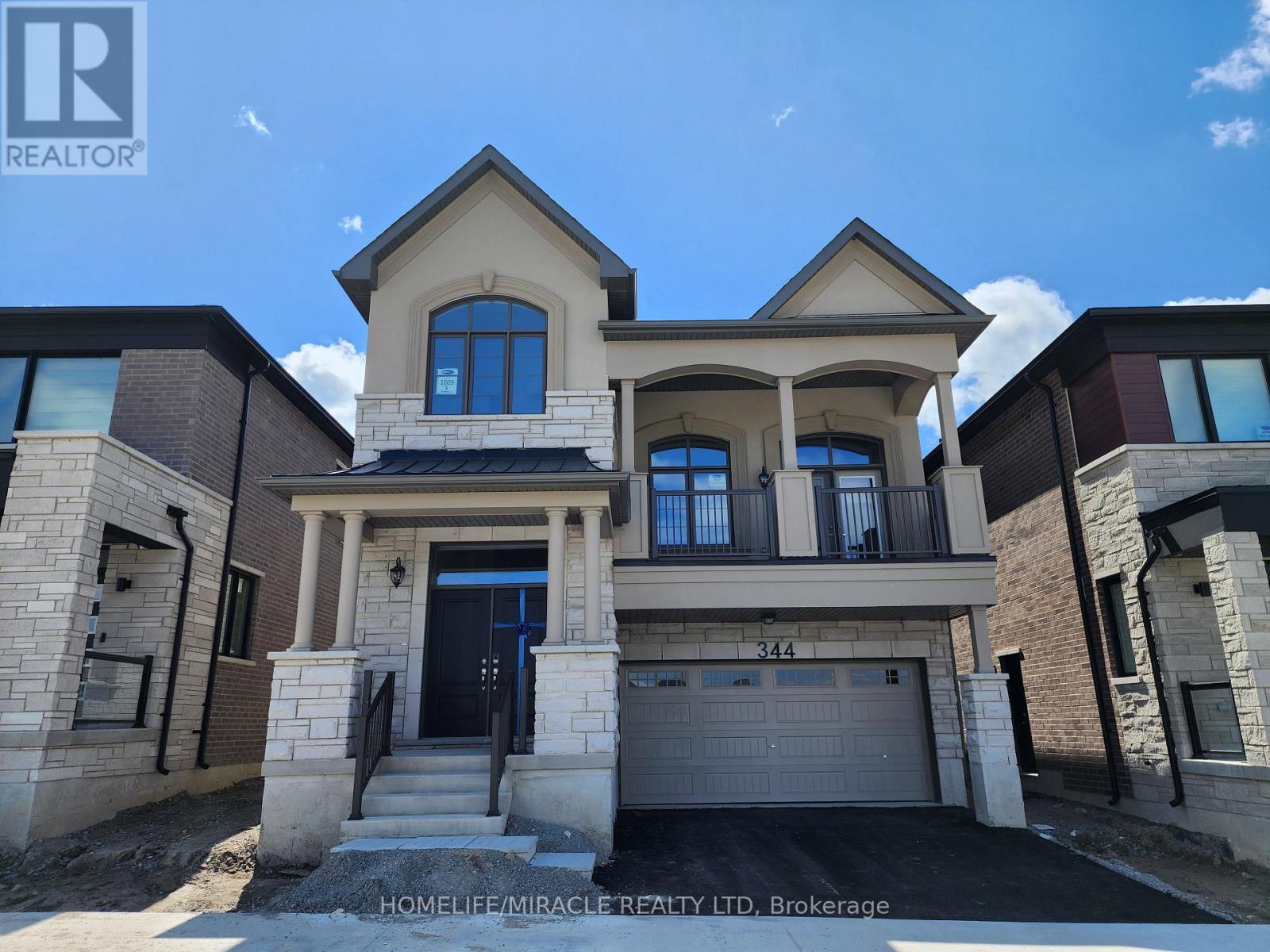 344 Madelaine Drive, Barrie, ON - Outdoor With Facade