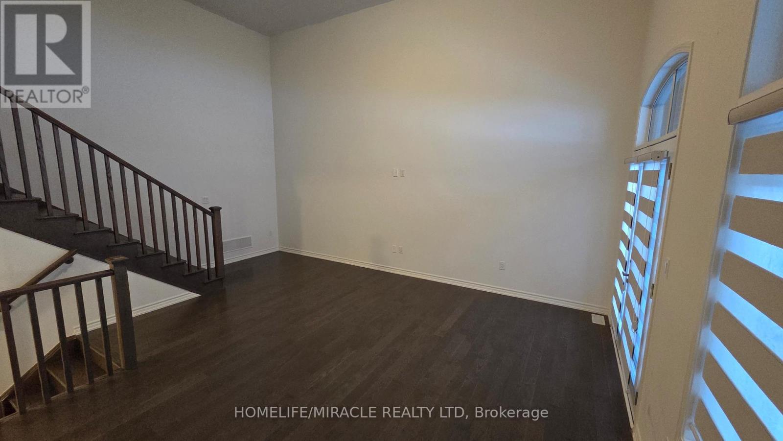 344 Madelaine Drive, Barrie, ON - Indoor Photo Showing Other Room