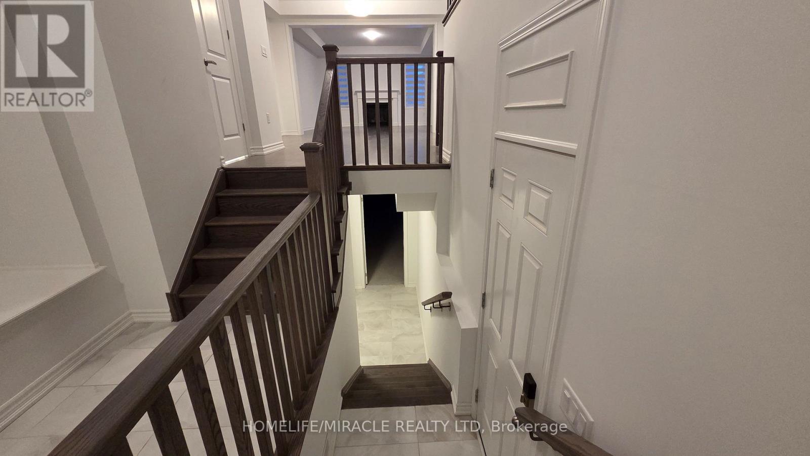 344 Madelaine Drive, Barrie, ON - Indoor Photo Showing Other Room