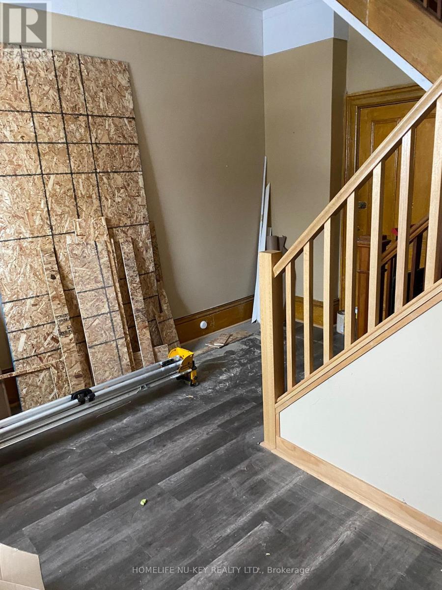 99 Bayfield Street, Barrie, ON