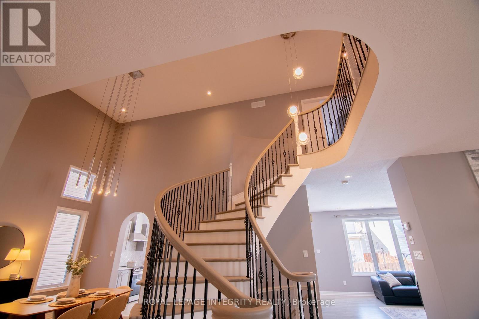 34 Keighley Circle, Ottawa, ON - Indoor Photo Showing Other Room