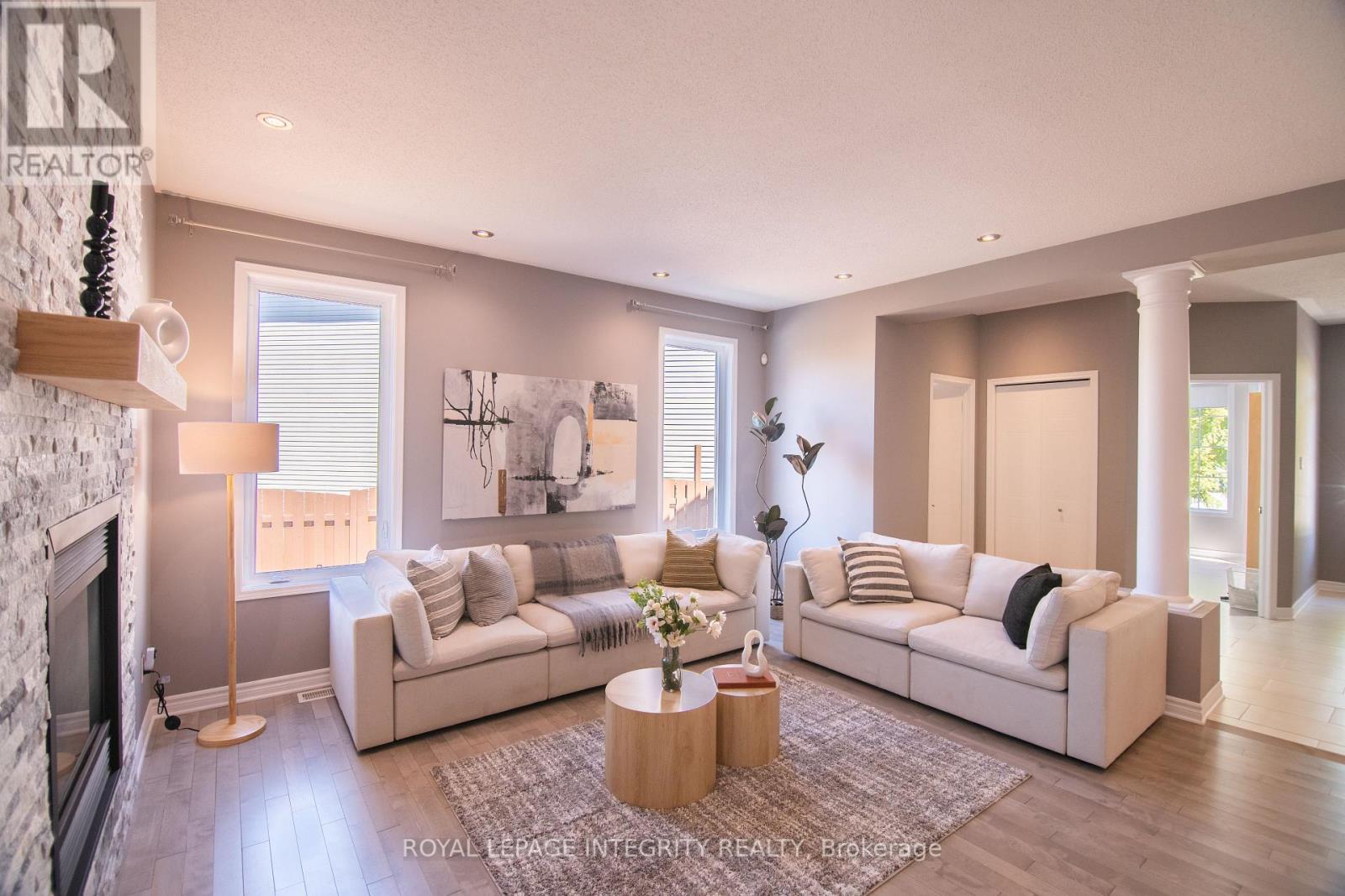 34 Keighley Circle, Ottawa, ON - Indoor Photo Showing Living Room With Fireplace
