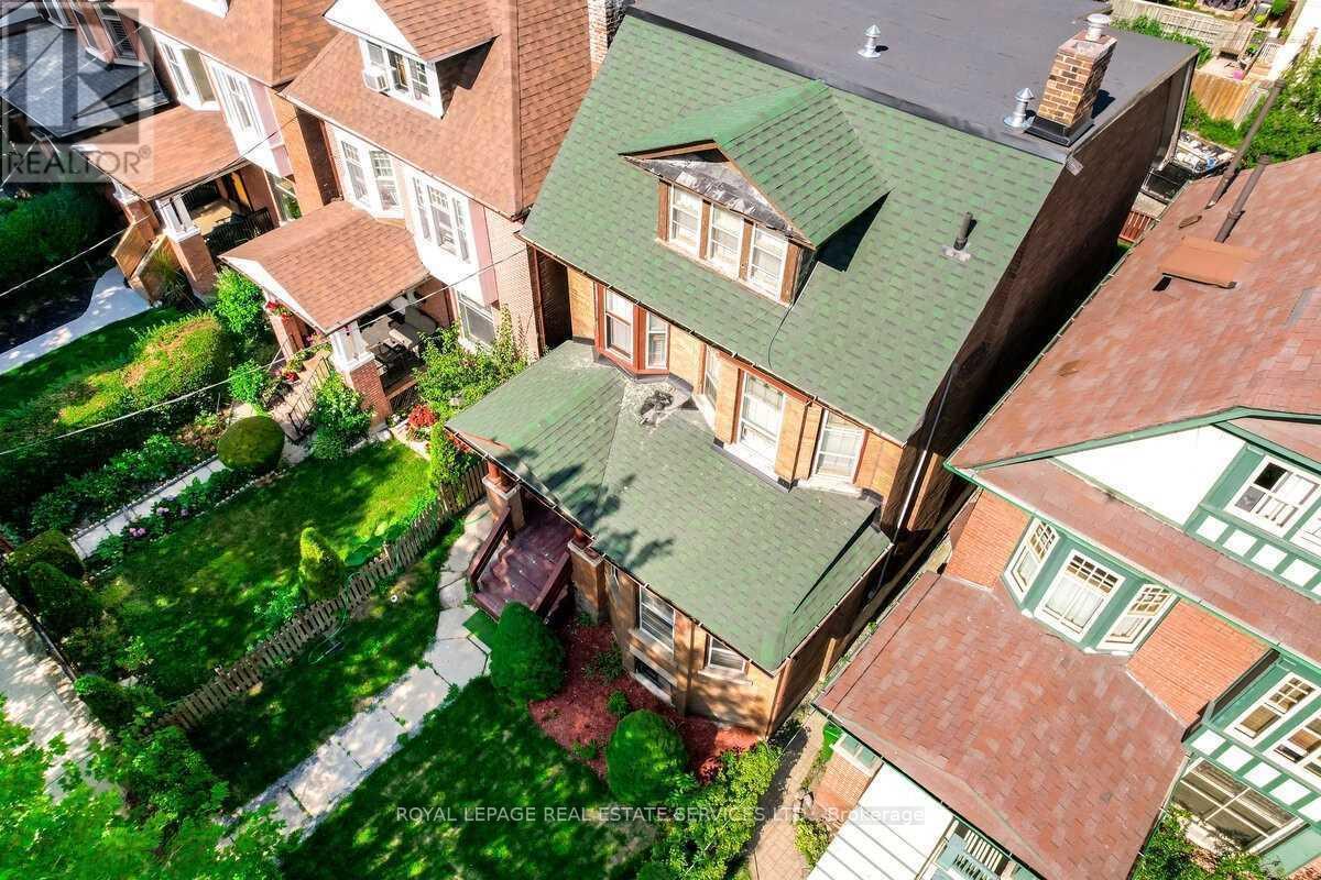 301 - 31 Tyndall Avenue, Toronto, ON - Outdoor