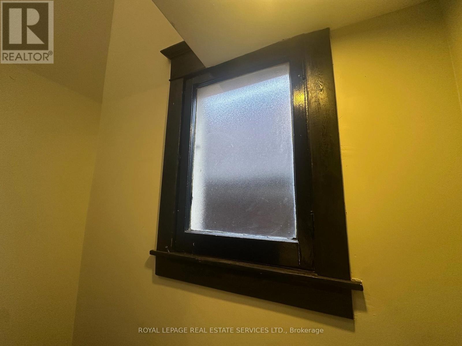 301 - 31 Tyndall Avenue, Toronto, ON - Photo Showing Other Room