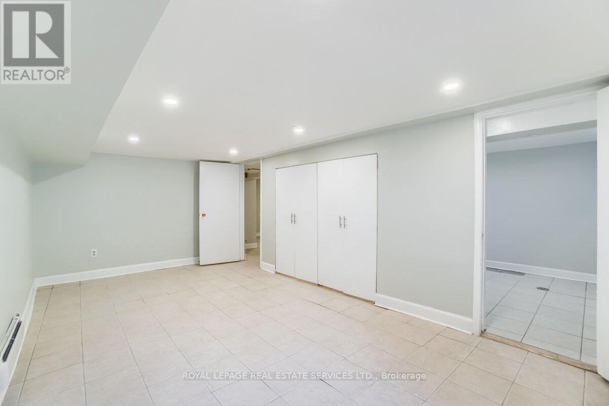 301 - 31 Tyndall Avenue, Toronto, ON - Indoor