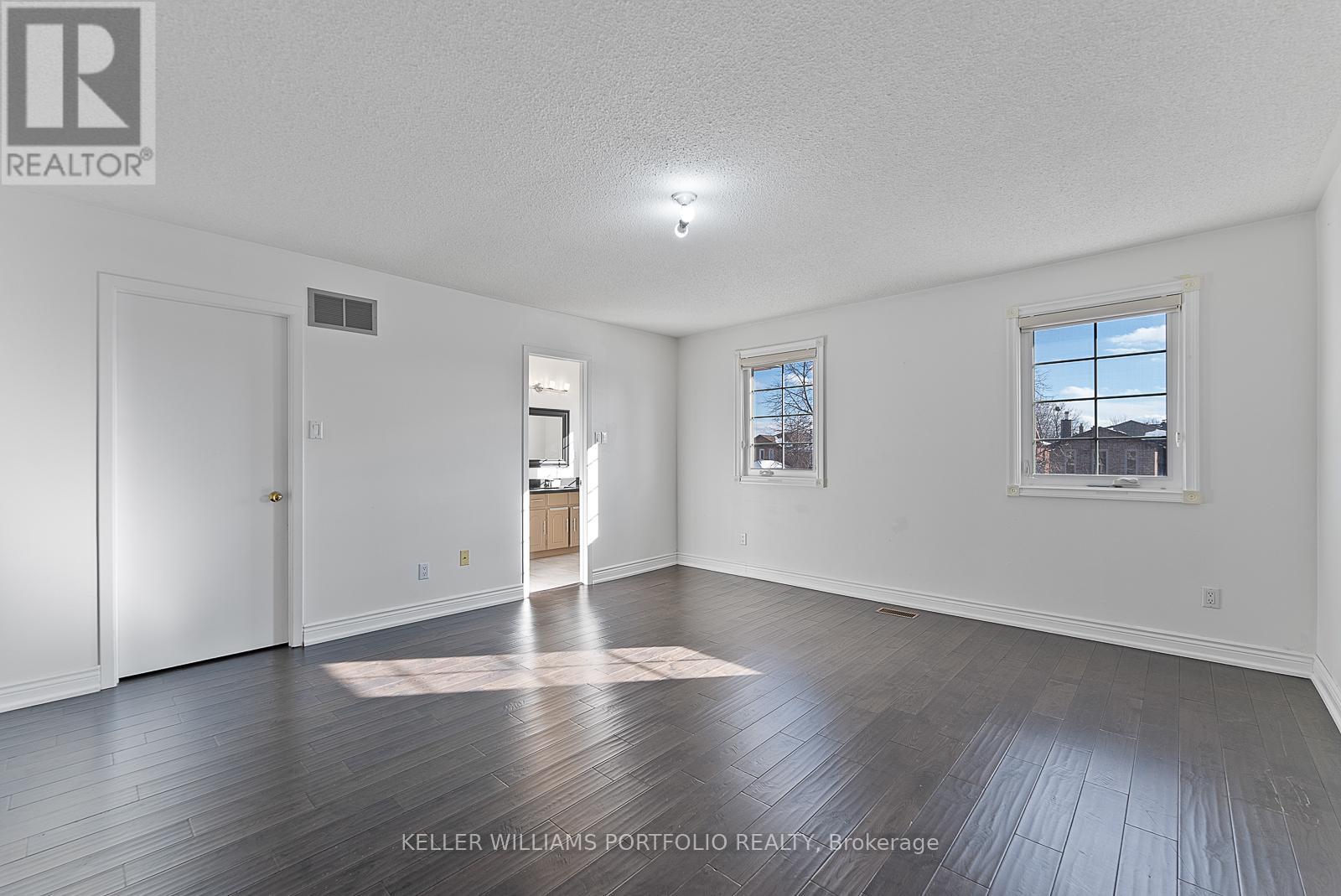 3449 Halstead Road, Mississauga, ON - Indoor