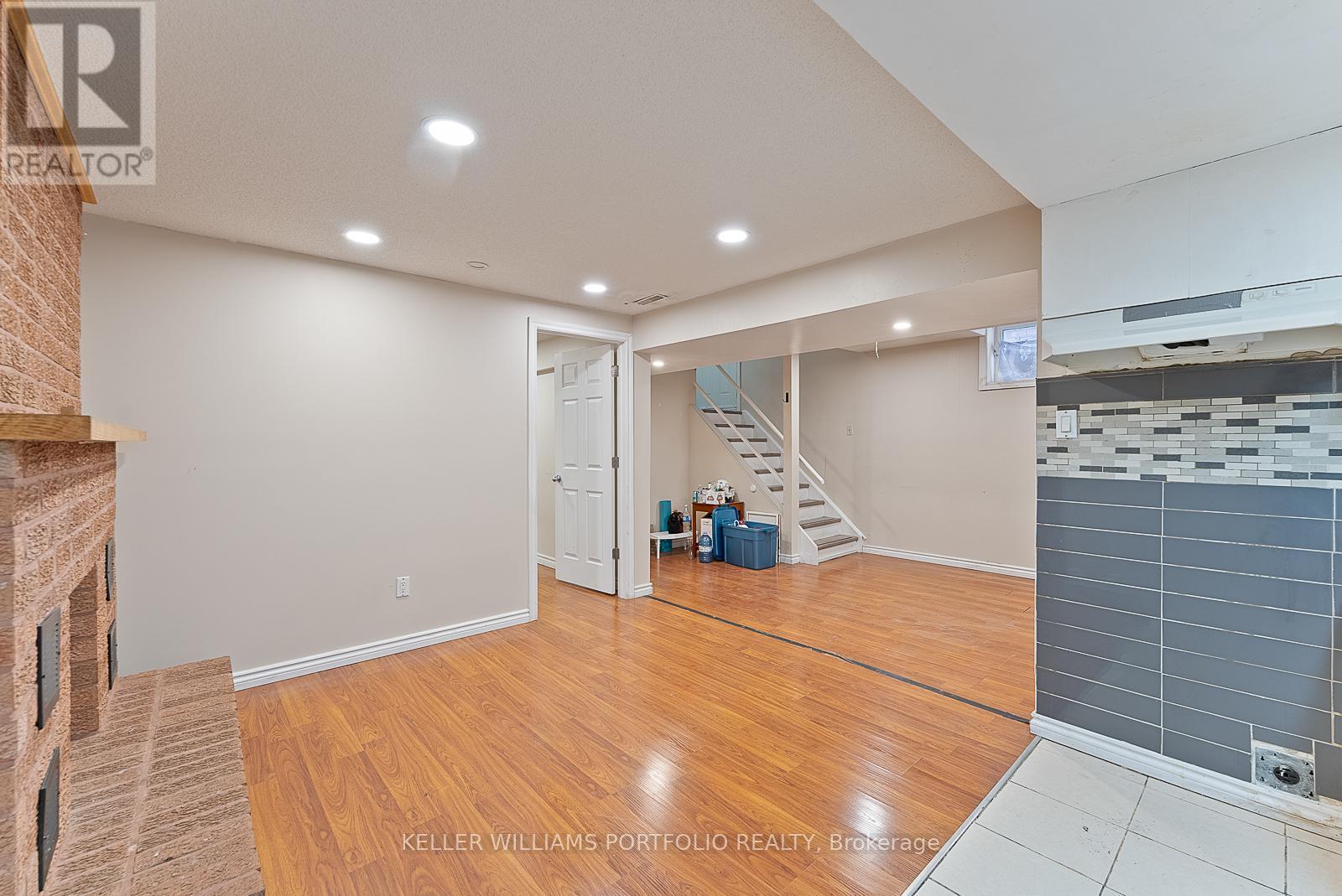 3449 Halstead Road, Mississauga, ON - Indoor