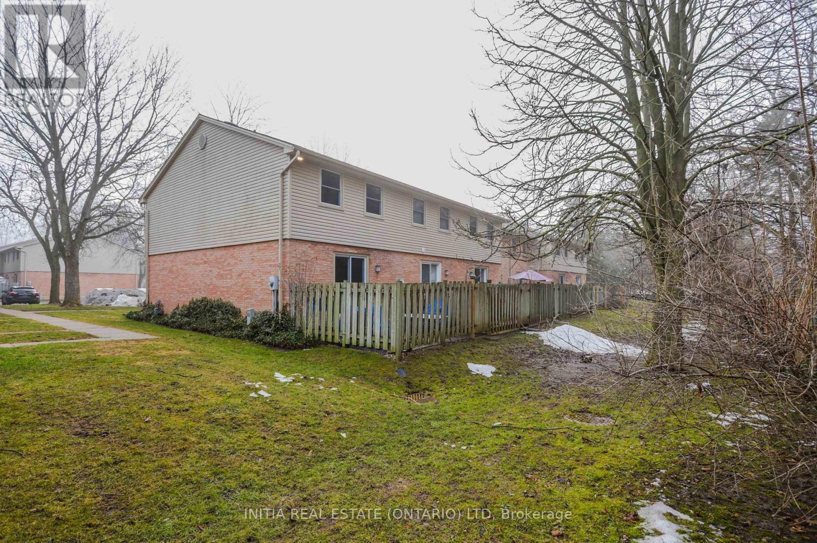 91 - 1247 Huron Street, London East (East C), ON - Outdoor