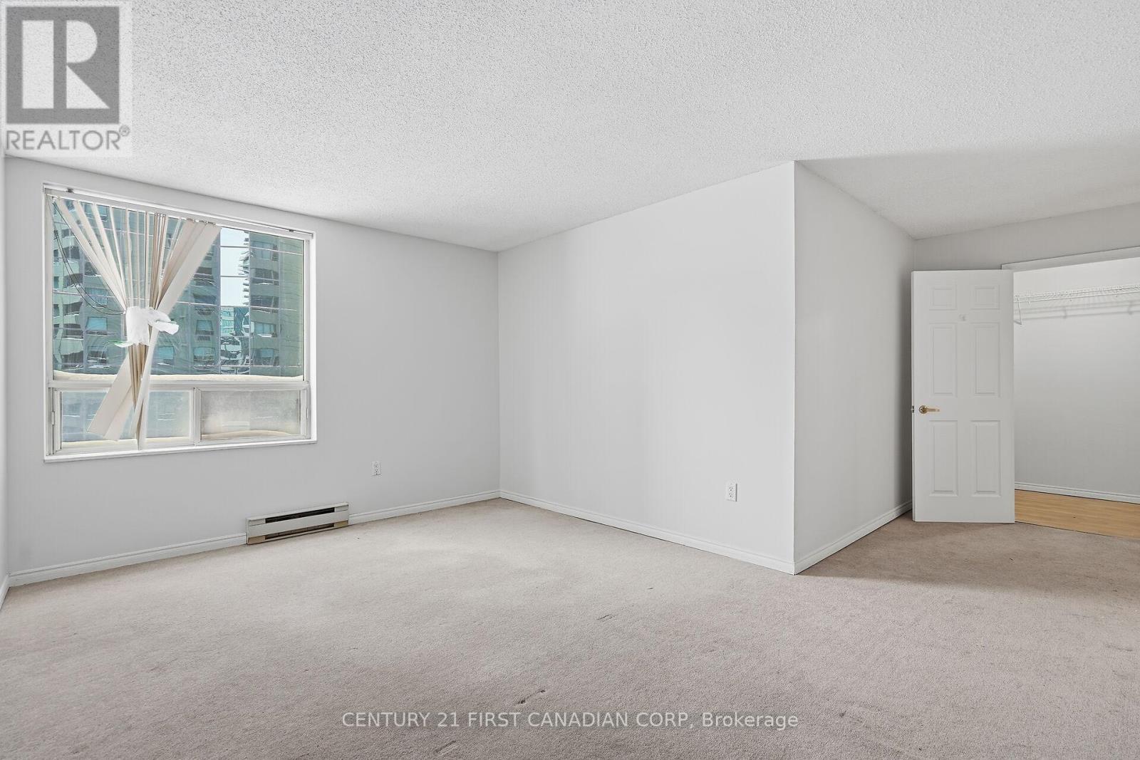 402 - 500 Talbot Street, London East (East F), ON - Indoor Photo Showing Other Room