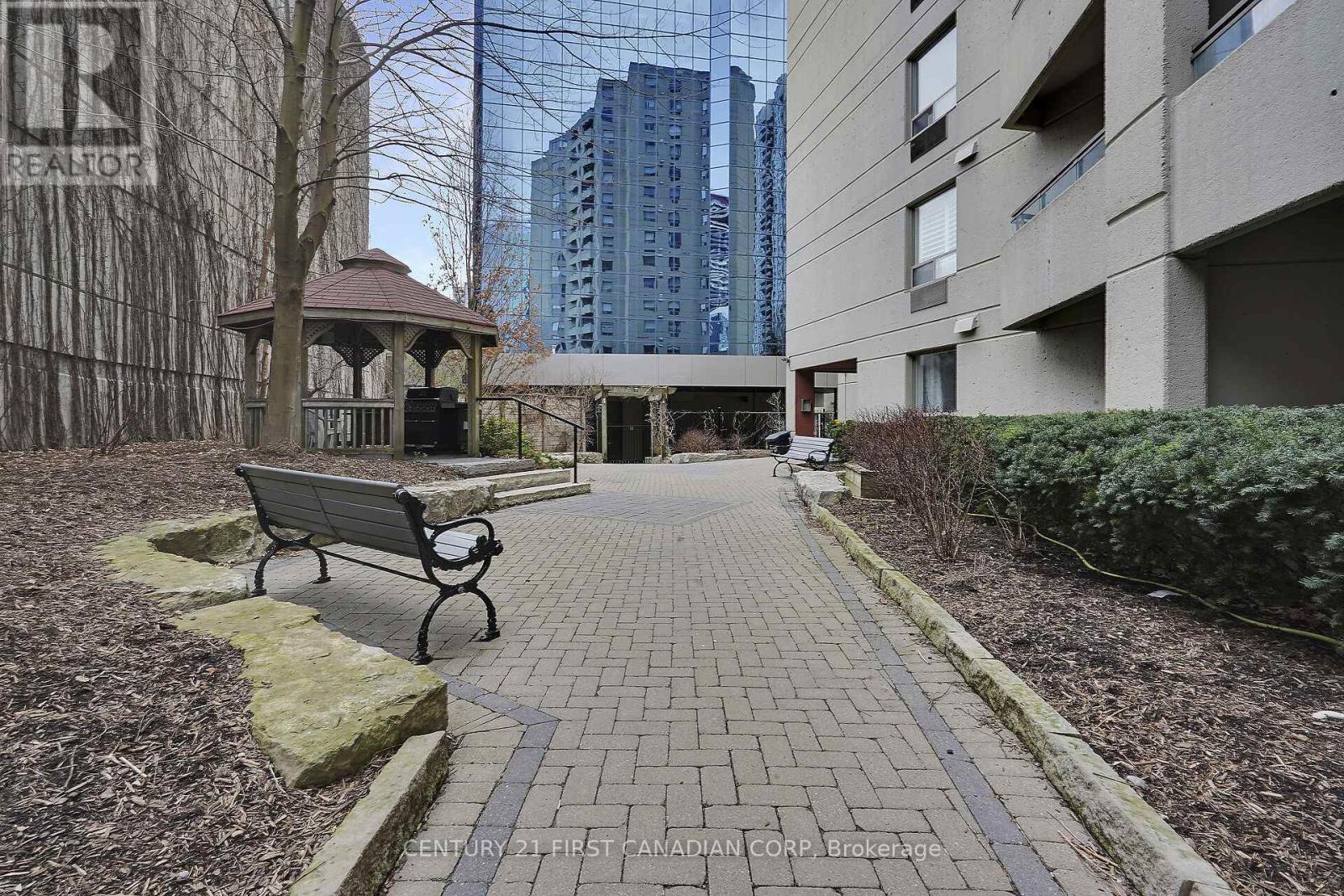 402 - 500 Talbot Street, London East (East F), ON - Outdoor With Deck Patio Veranda