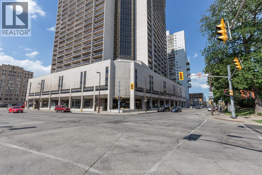 150 Park Unit# 613, Windsor, ON - Outdoor