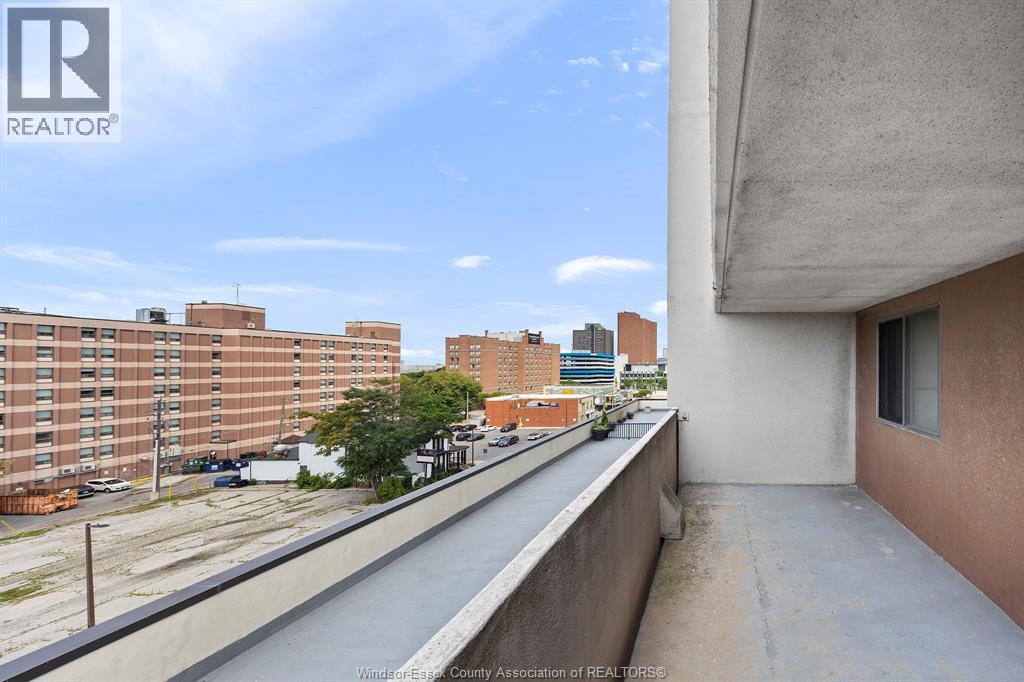 150 Park Unit# 613, Windsor, ON - Outdoor With Balcony