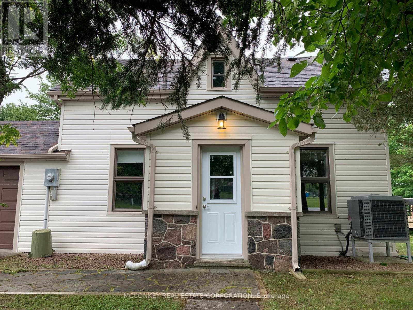 1767 Young'S Point Road, Selwyn, ON - Outdoor