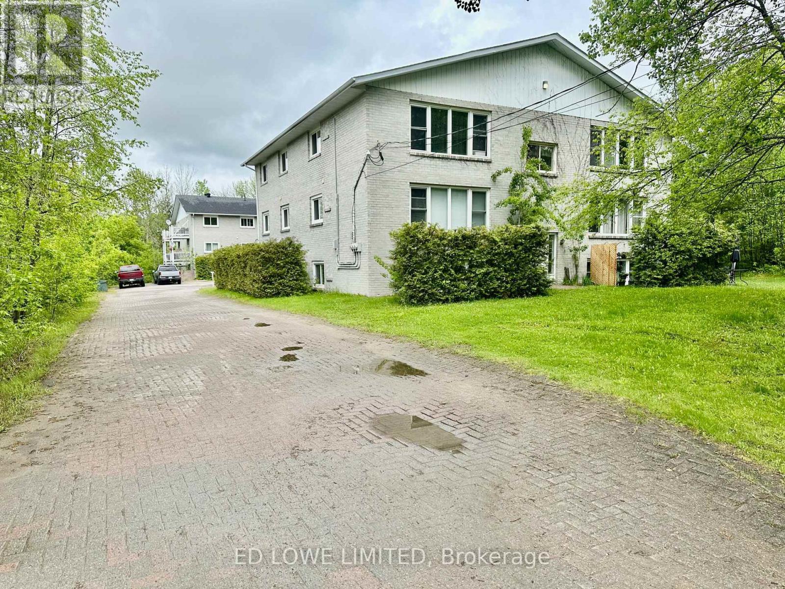 25 Kitchen Road S, Huntsville, ON - Outdoor