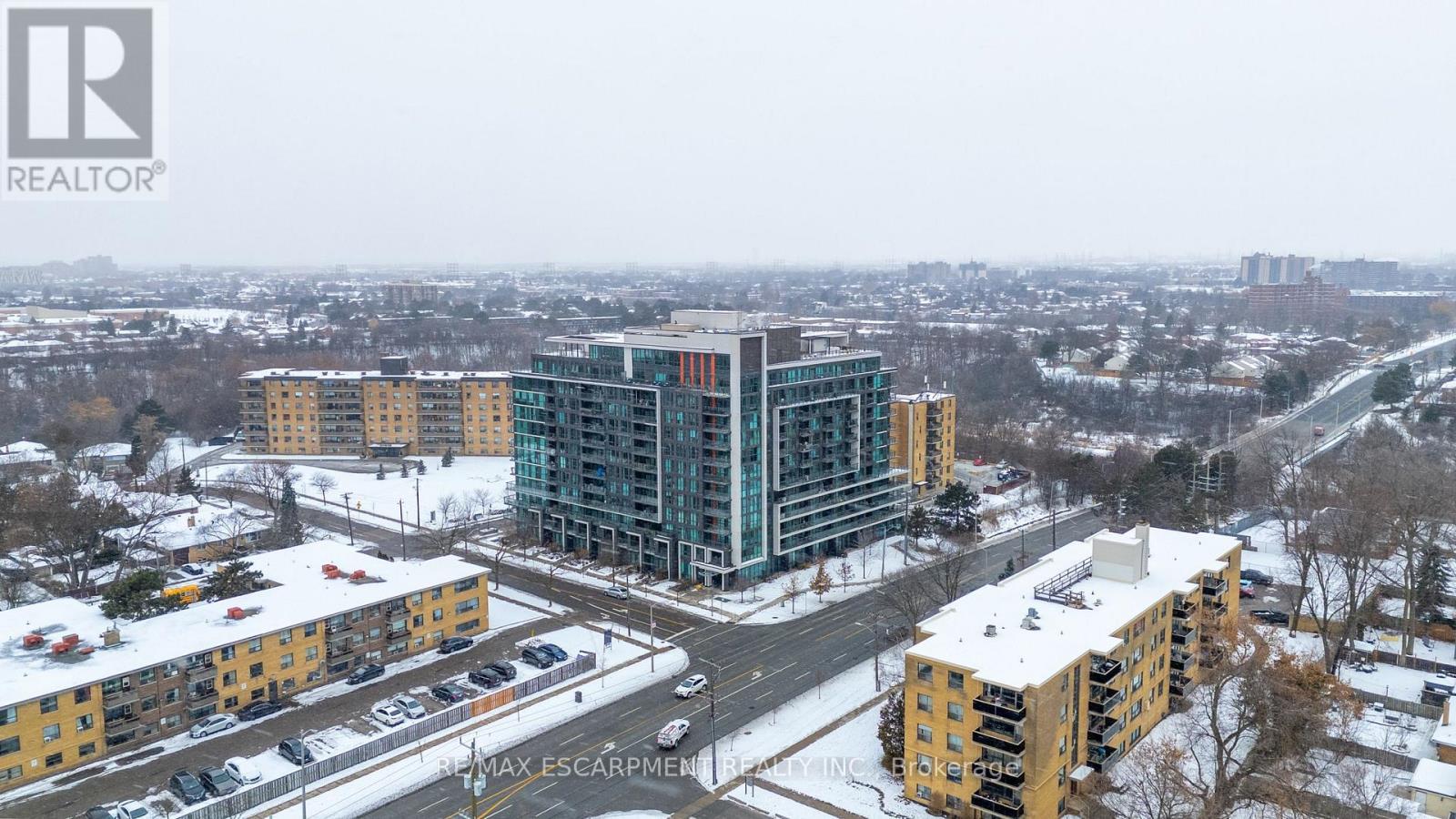 104 - 80 Esther Lorrie Drive, Toronto, ON - Outdoor With View