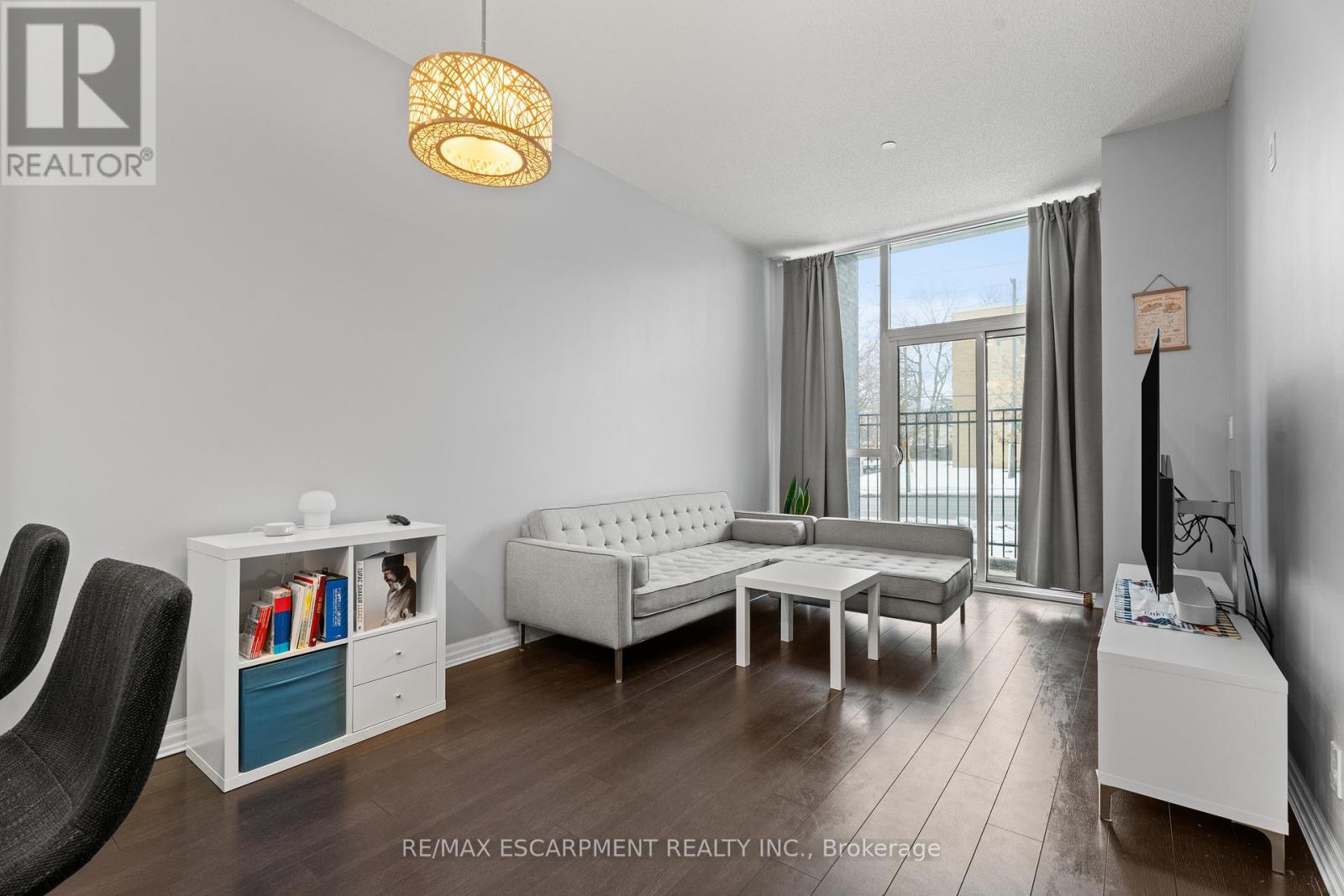 104 - 80 Esther Lorrie Drive, Toronto, ON - Indoor