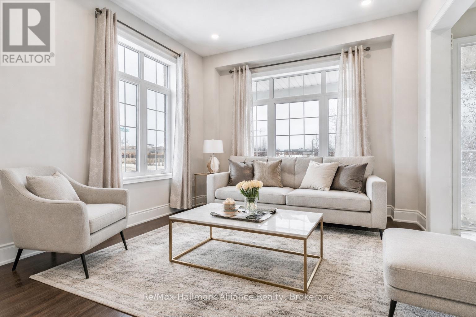 Living room( virtually staged) - 425 Threshing Mill Boulevard, Oakville (Jm Joshua Meadows), ON - Indoor Photo Showing Living Room