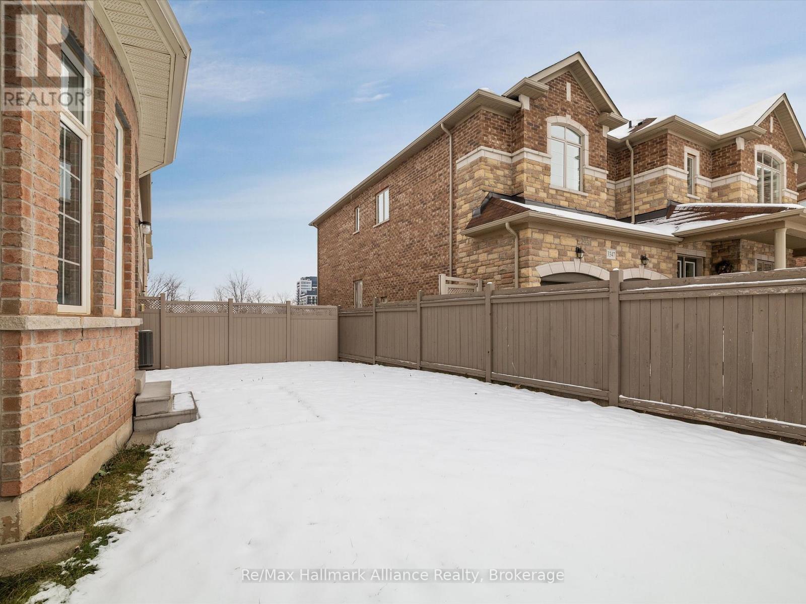 425 Threshing Mill Boulevard, Oakville (Jm Joshua Meadows), ON - Outdoor