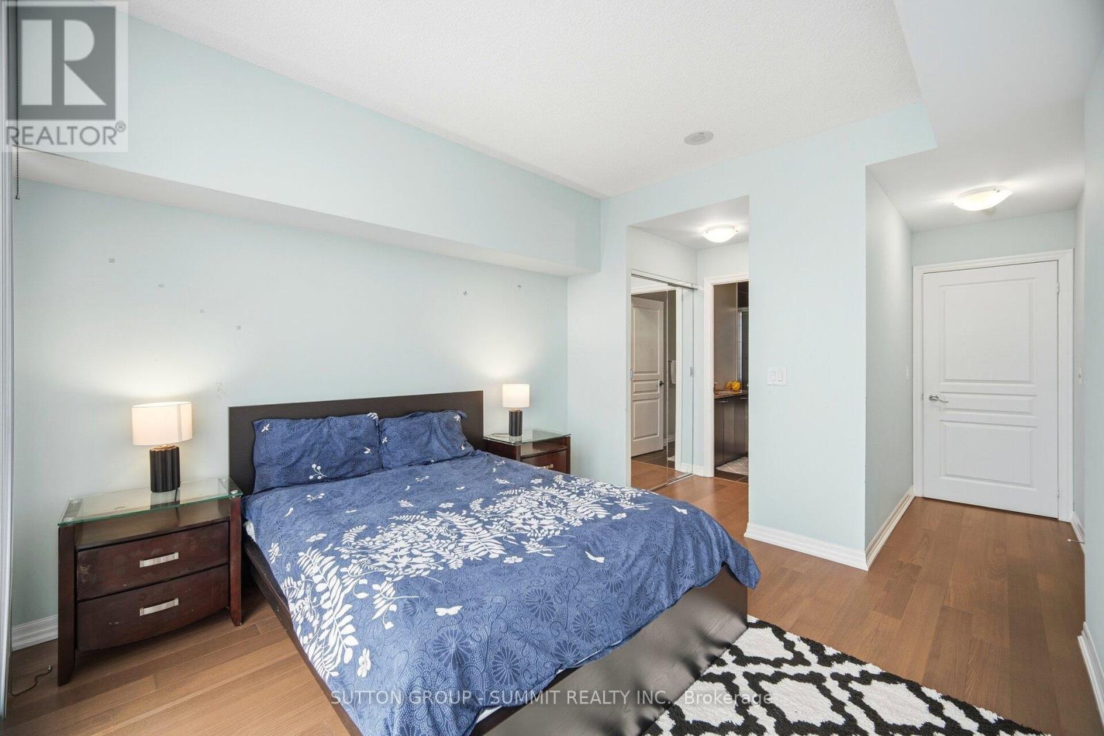 1705 - 223 Webb Drive, Mississauga, ON - Indoor Photo Showing Bedroom