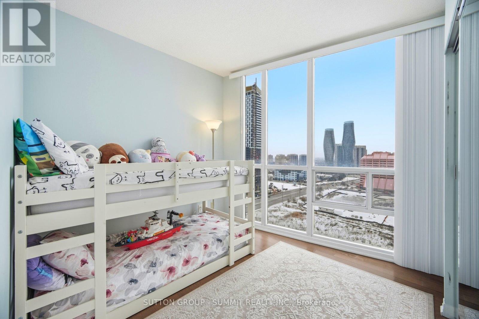 1705 - 223 Webb Drive, Mississauga, ON - Indoor Photo Showing Bedroom