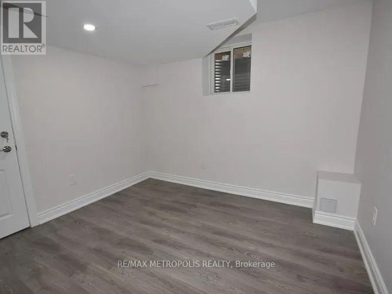 Bsmt - 25 Frampton Road, Brampton, ON - Indoor Photo Showing Other Room