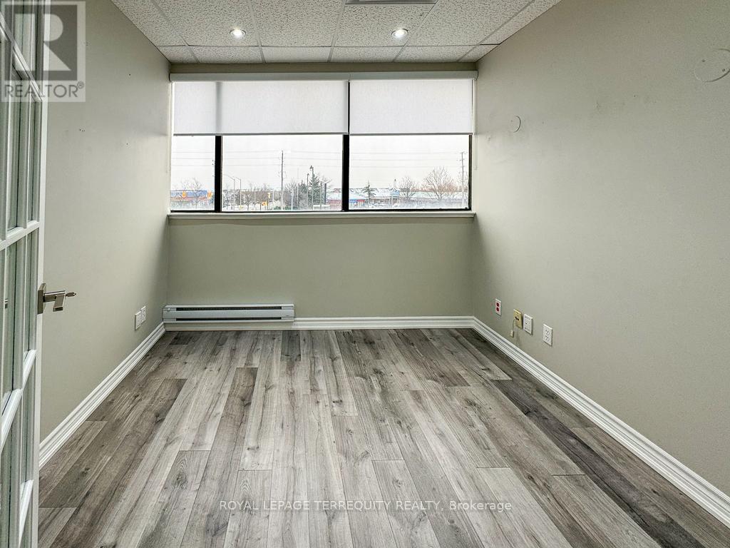 201 - 5402 Main Street, Whitchurch-Stouffville, ON