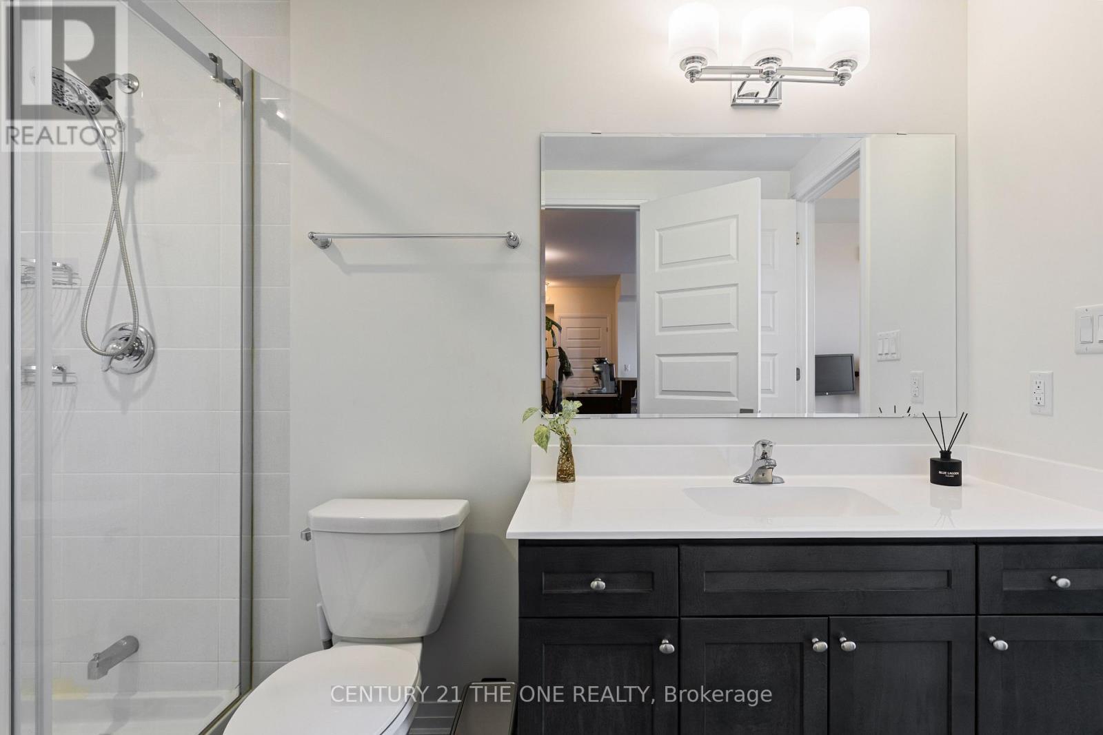 503 - 58 Adam Sellers Street, Markham, ON - Indoor Photo Showing Bathroom