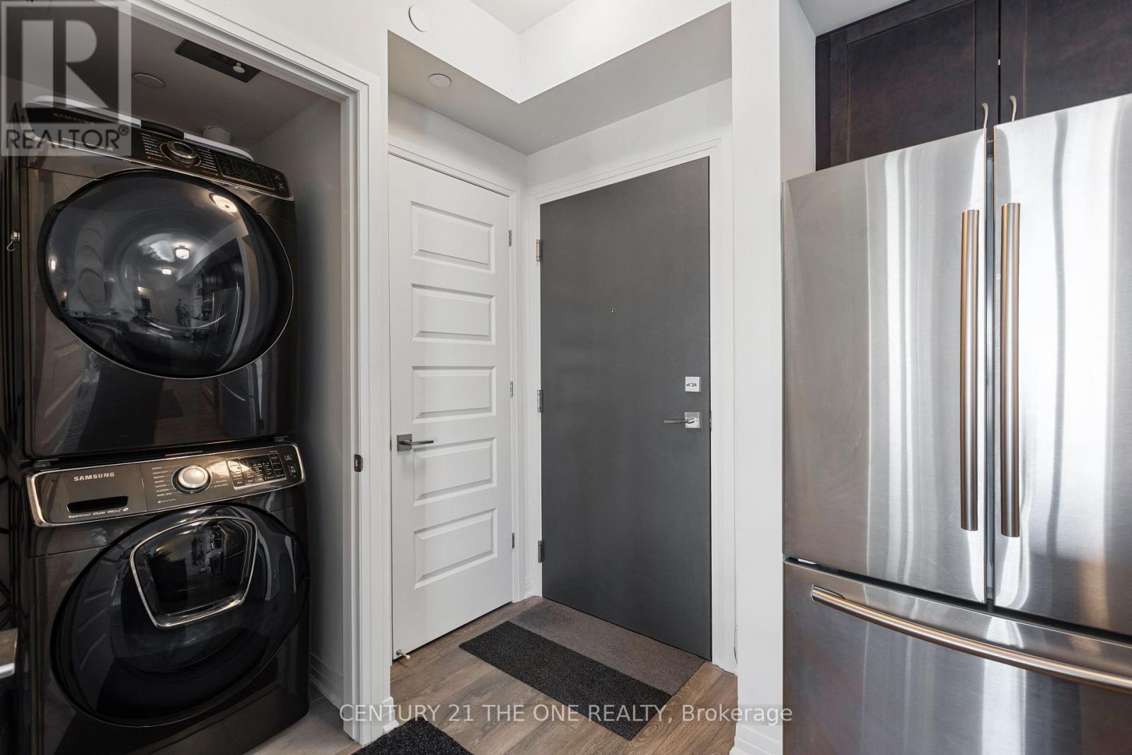 503 - 58 Adam Sellers Street, Markham, ON - Indoor Photo Showing Laundry Room
