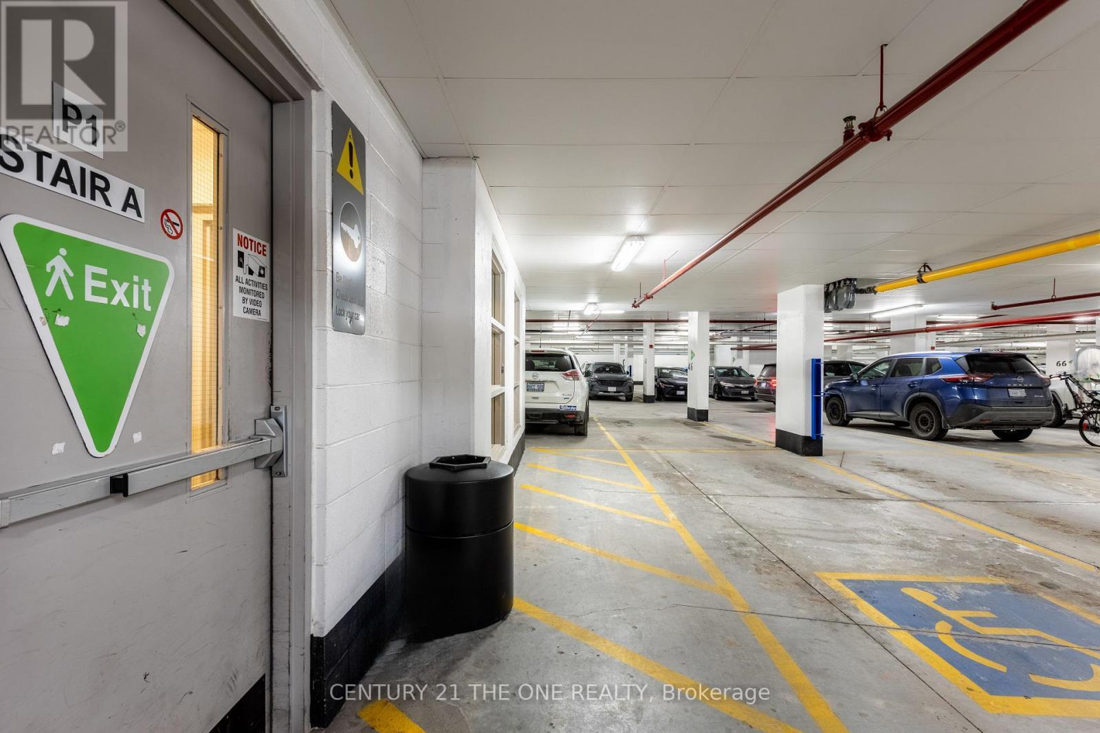 503 - 58 Adam Sellers Street, Markham, ON - Indoor Photo Showing Garage