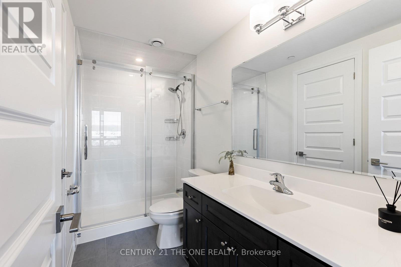 503 - 58 Adam Sellers Street, Markham, ON - Indoor Photo Showing Bathroom