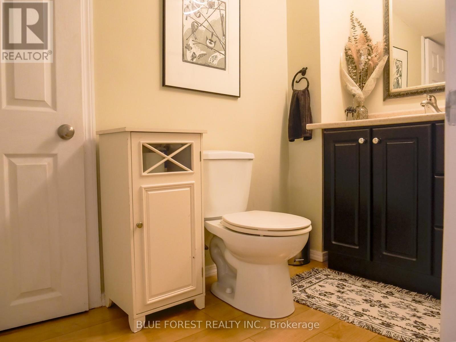 183 Nancy Street, Dutton/Dunwich (Dutton), ON - Indoor Photo Showing Bathroom