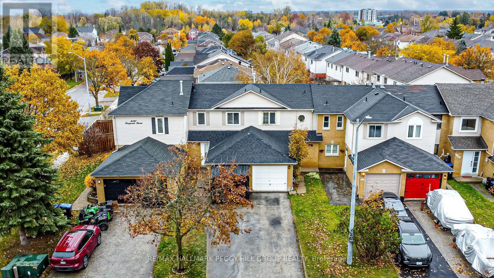 2185 Ferguson Street, Innisfil, ON - Outdoor With Facade