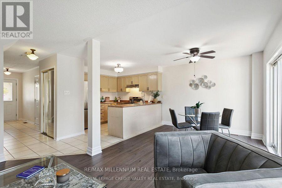 95 Woodhaven Drive, Brampton, ON - Indoor