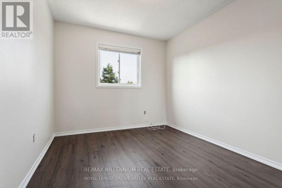95 Woodhaven Drive, Brampton, ON - Indoor Photo Showing Other Room