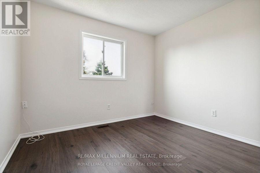 95 Woodhaven Drive, Brampton, ON - Indoor Photo Showing Other Room