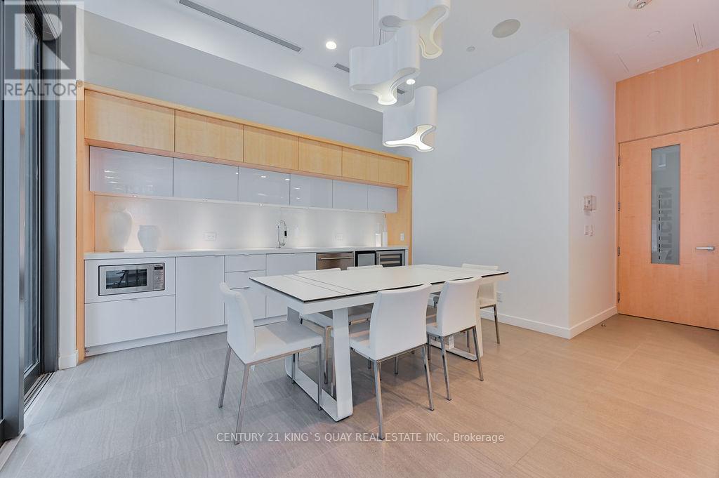 512 - 45 Charles Street E, Toronto, ON - Indoor Photo Showing Other Room