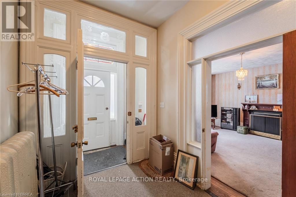 17 Hawarden Avenue, Brantford, ON - Indoor Photo Showing Other Room