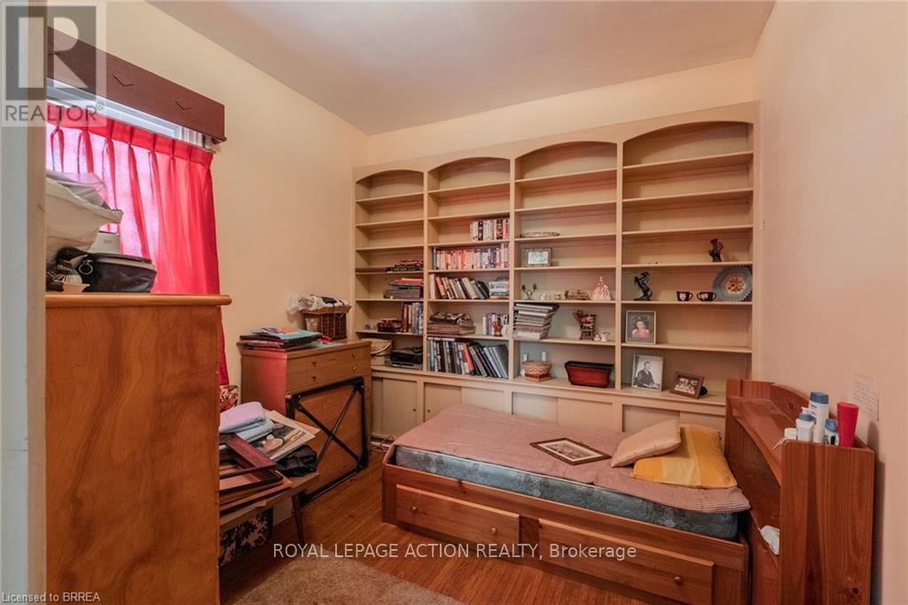 17 Hawarden Avenue, Brantford, ON - Indoor Photo Showing Office