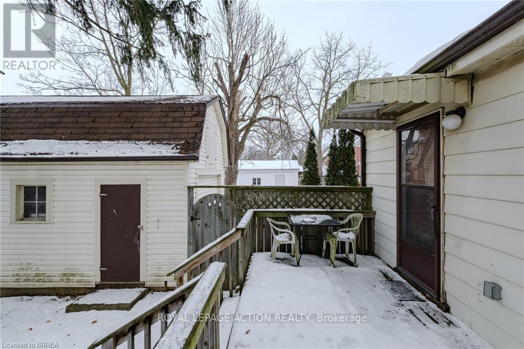 17 Hawarden Avenue, Brantford, ON - Outdoor With Exterior