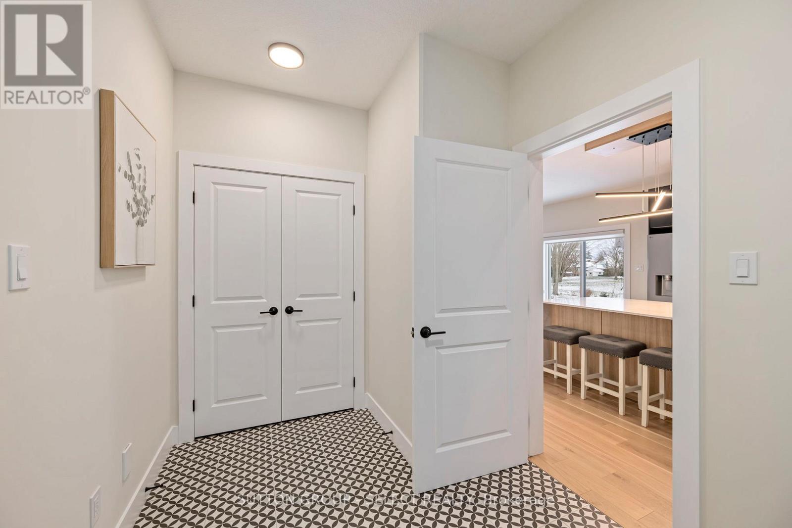 50 Royal Crescent, Southwold (Talbotville), ON - Indoor Photo Showing Other Room