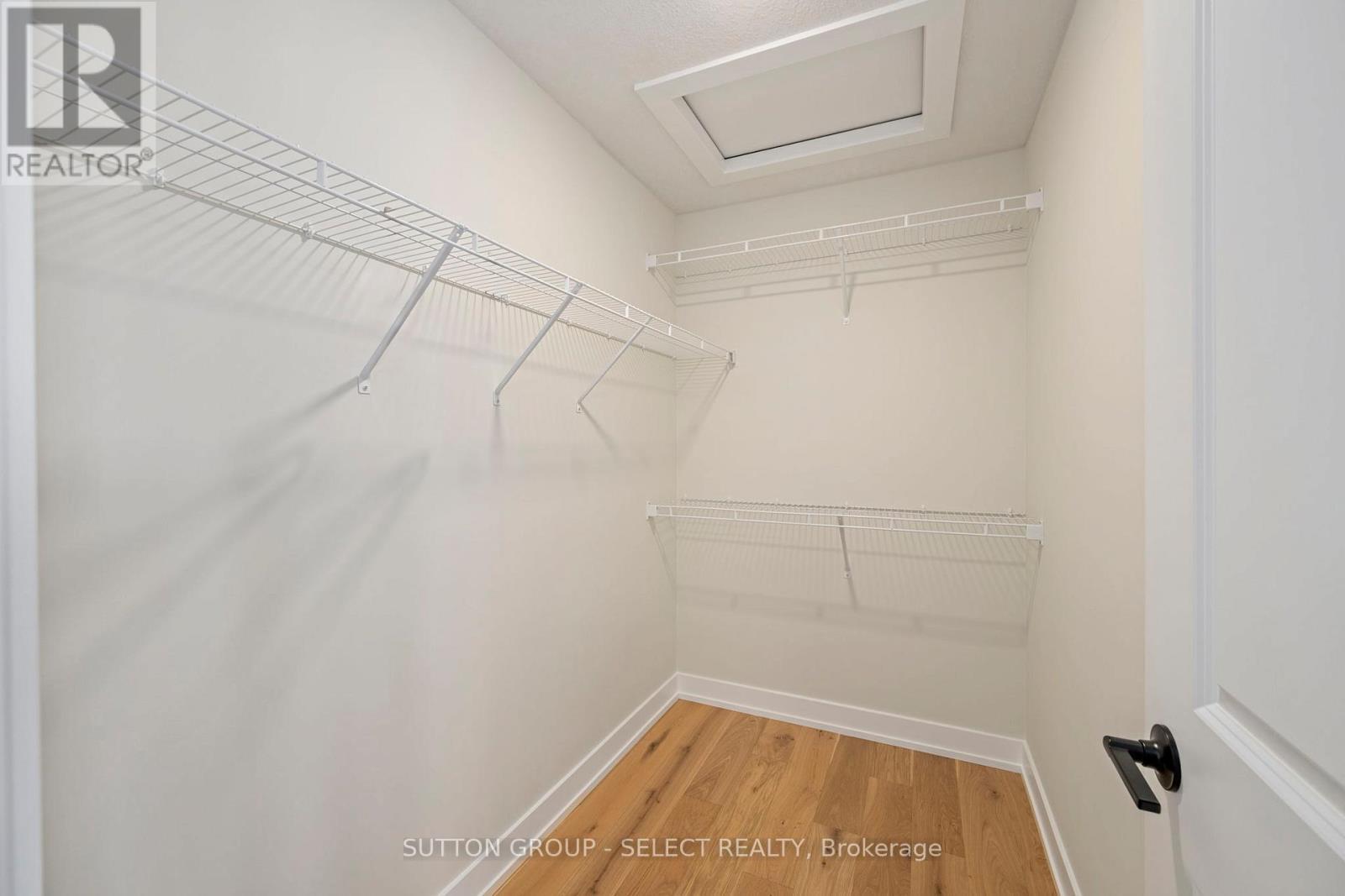 50 Royal Crescent, Southwold (Talbotville), ON - Indoor With Storage